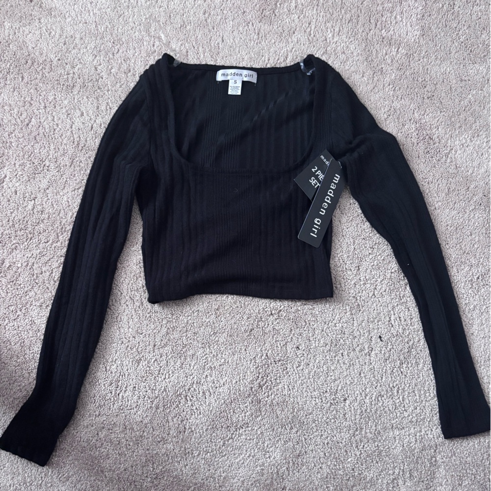 Women’s Madden Girl Black Ribbed Long Sleeve Crop Top